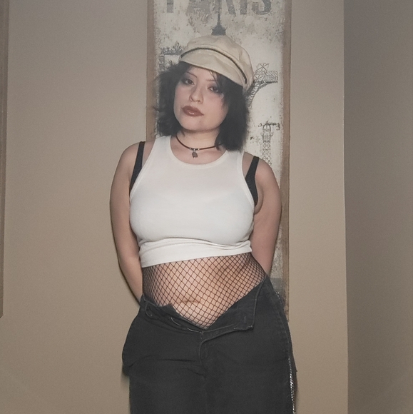 Meet your Posher, Veronica - Picture 5 of 7